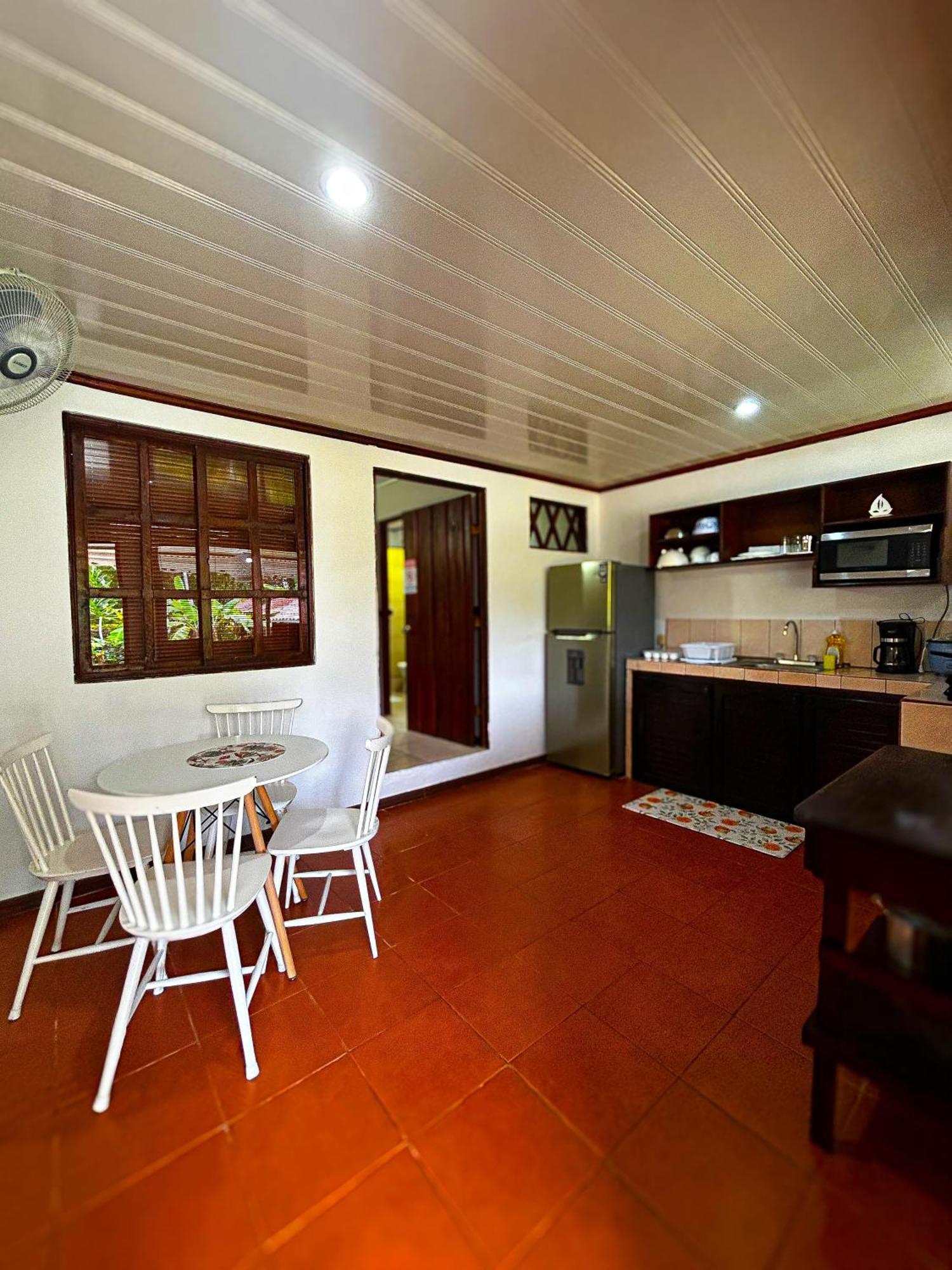Cabinas Ole Caribe Puerto Viejo de Talamanca Ngoại thất bức ảnh